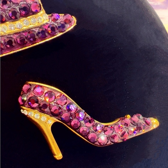 Vintage Set Bejeweled Amethyst Rhinestone Ladies Hat & Shoe Brooch/Pins - Picture 3 of 7